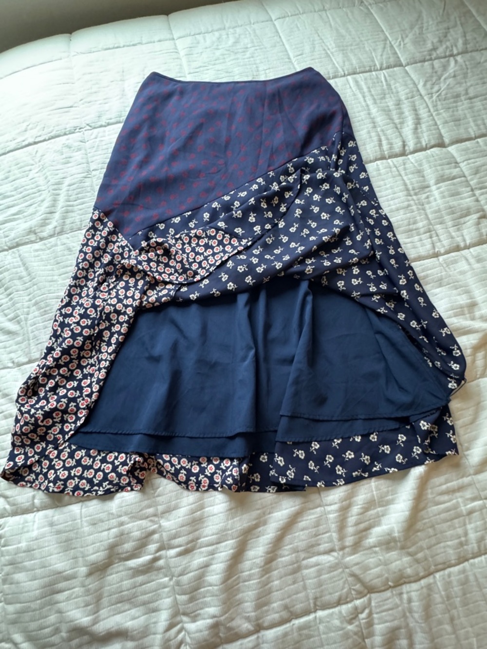 Talbots navy blue floral midi skirt, size 8 - Picture 6 of 11